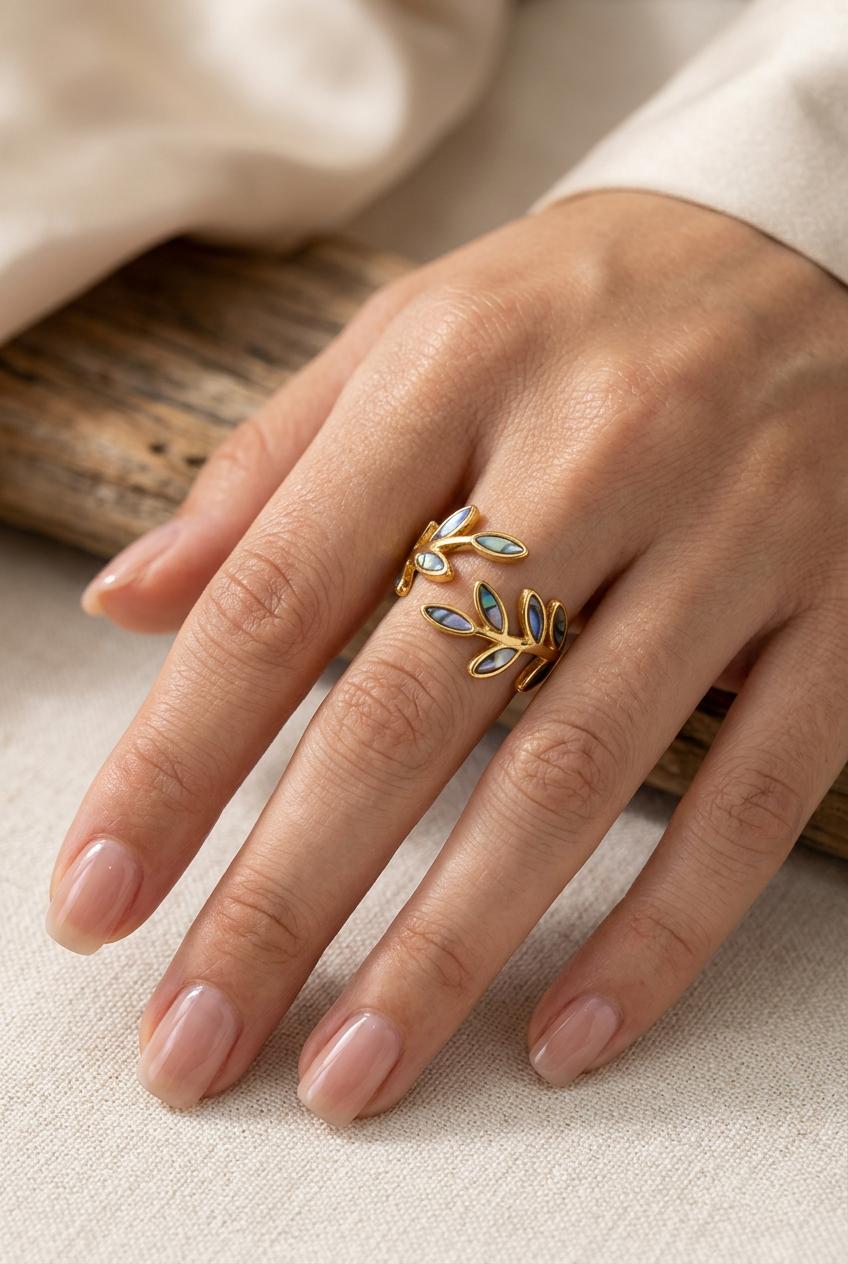 Anel Ulivo dourado de folhas esmaltadas, foto 2