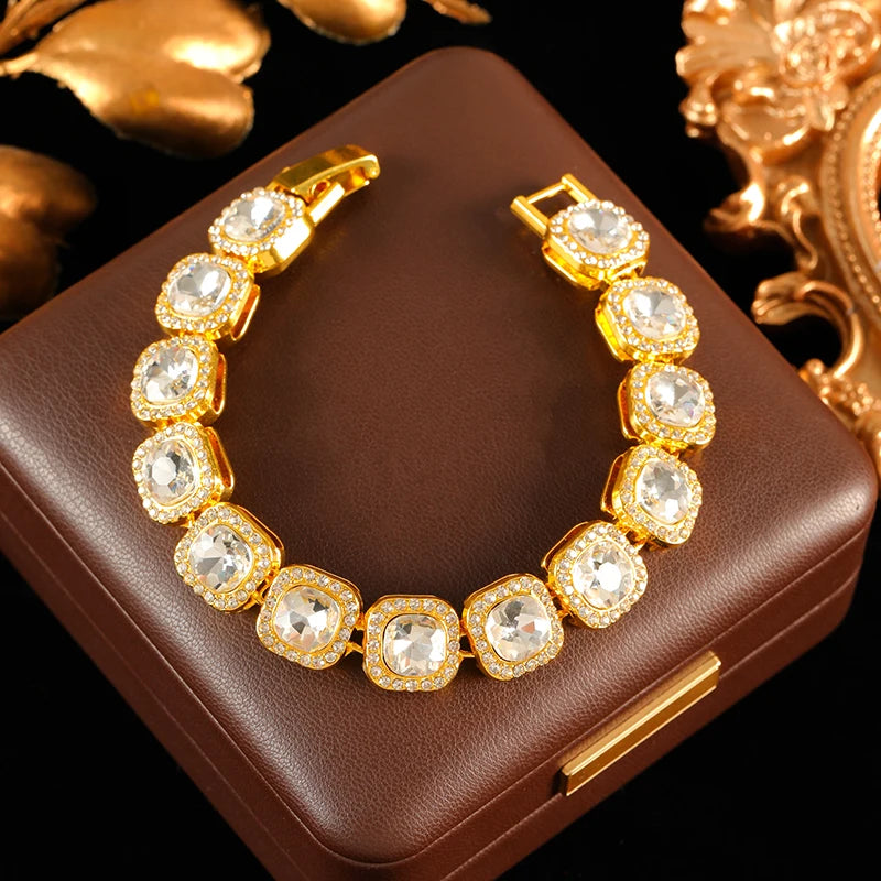 Gala Cristal