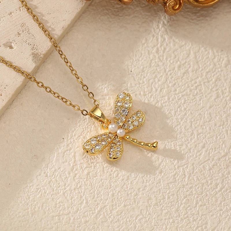 Colar Libellula dourado com libélula de zircónias e pérola, foto 5