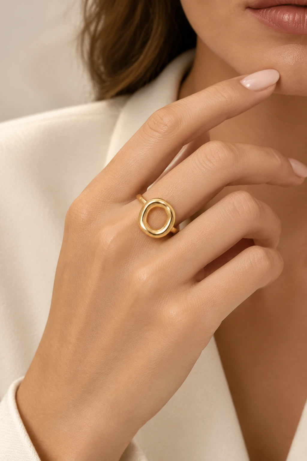 Aurea Oval