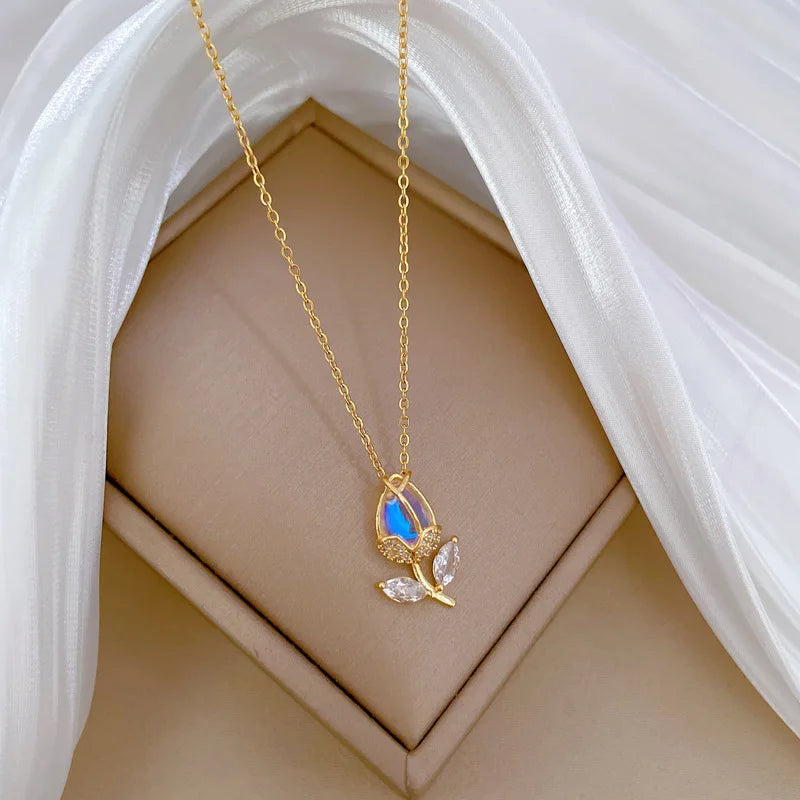 OIMG 316L Stainless Steel Gold Plated Romantic Sweet Gradient Tulip Flower Pendant Necklace For Women Princess Birthday Gifts